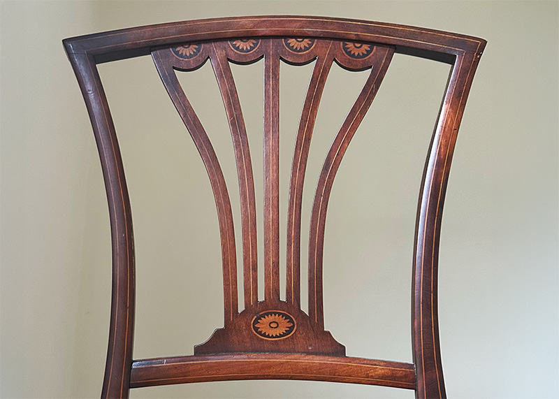 Illustration to represent furniture restoration service
